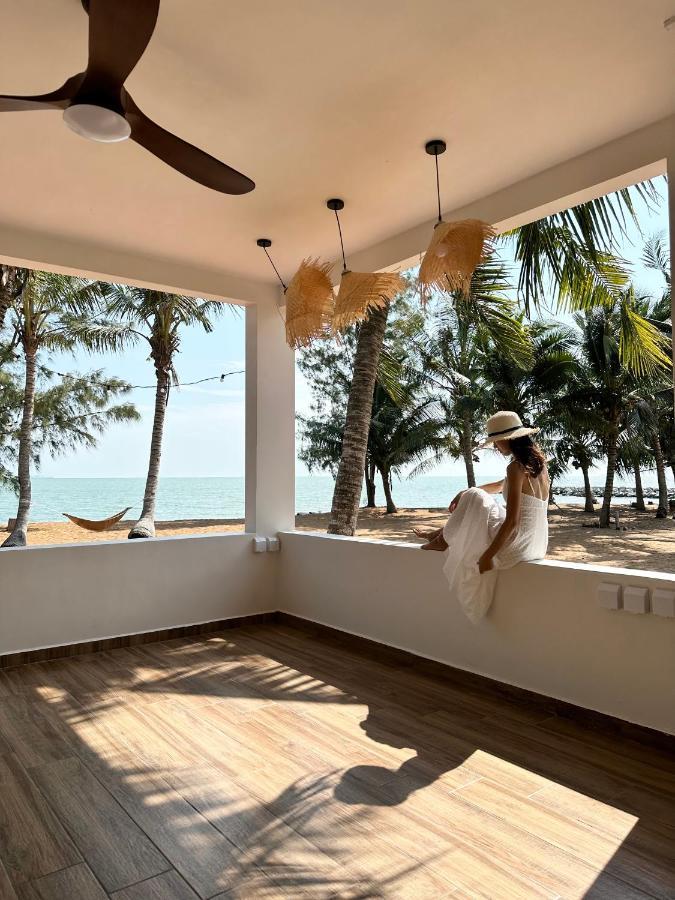Beach N Breeze Glamping Malacca Exterior foto