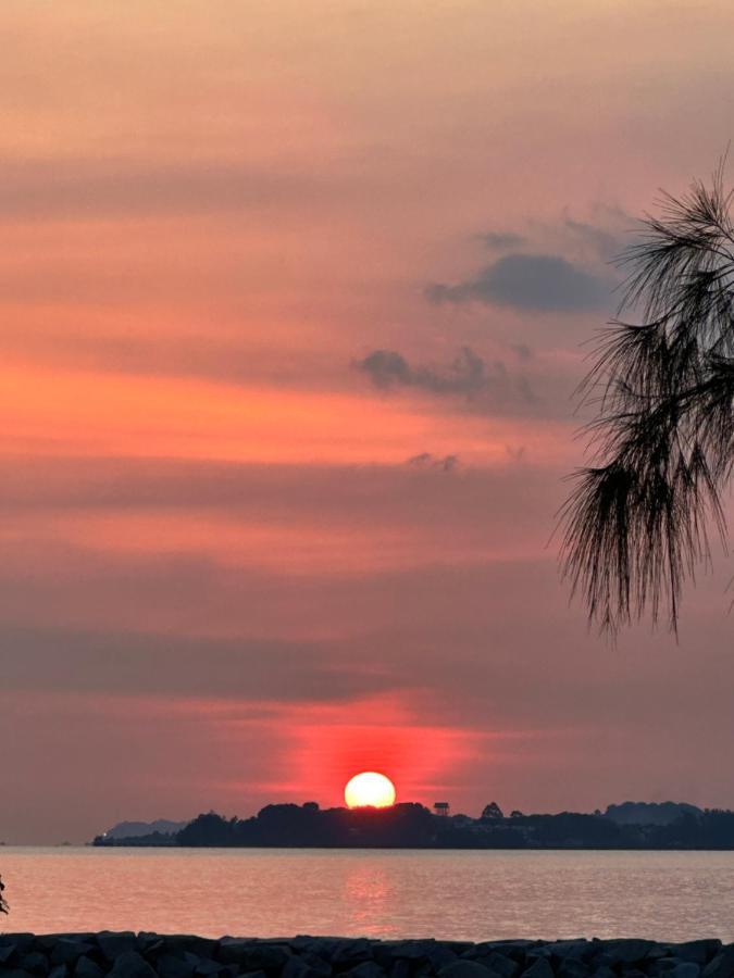 Beach N Breeze Glamping Malacca Exterior foto